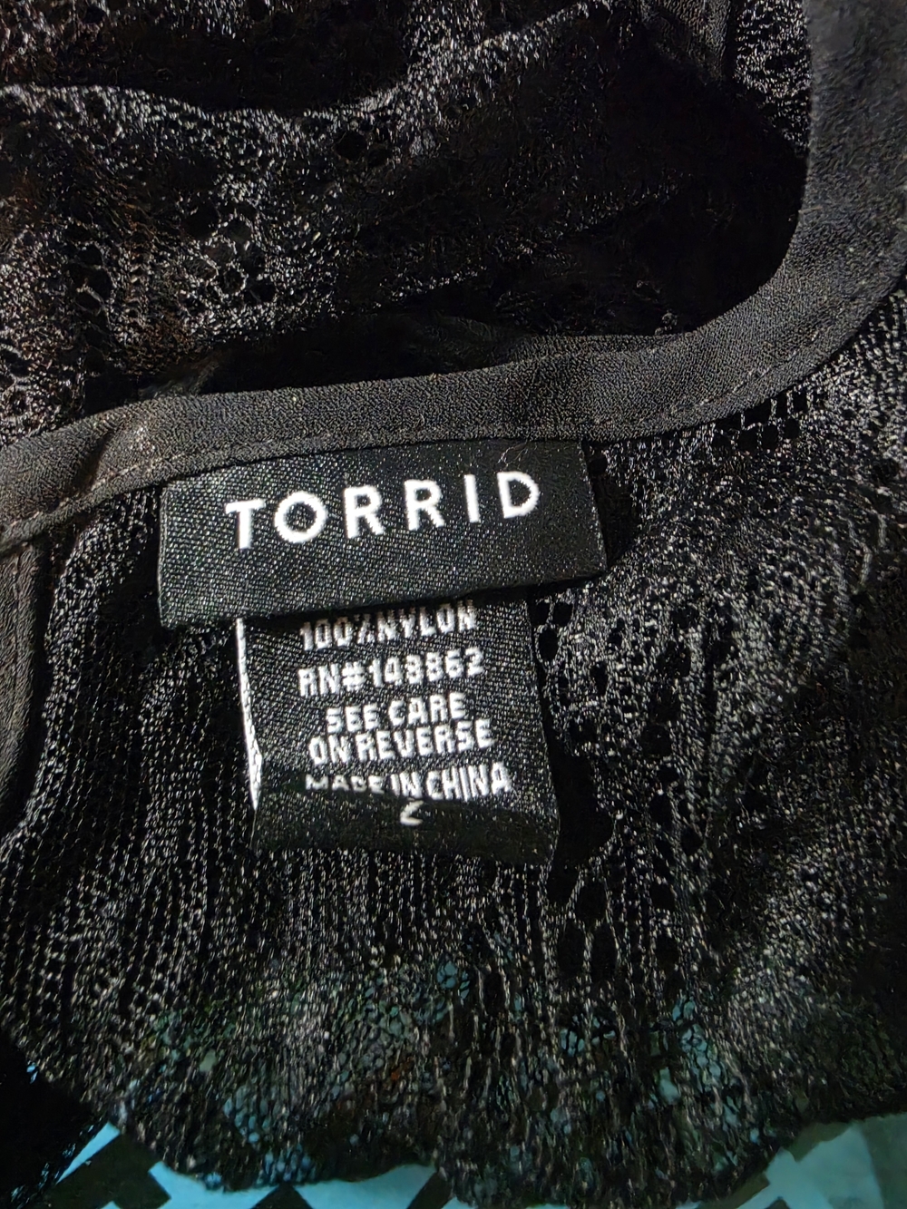 Size 2 Torrid Stunning Black Lace Sleeveless Top - Picture 4 of 6